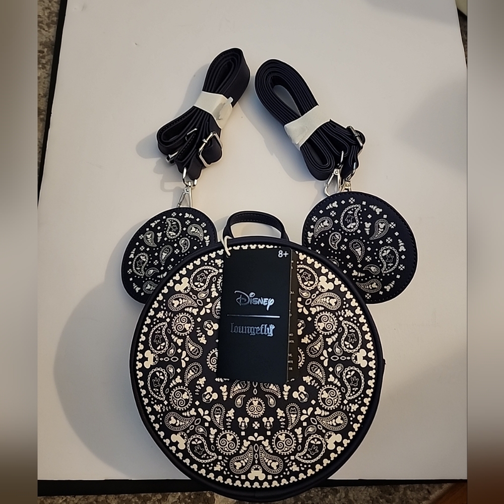Loungefly Disney Micky Mouse Bandana Patterned Convertable Bag. NWT